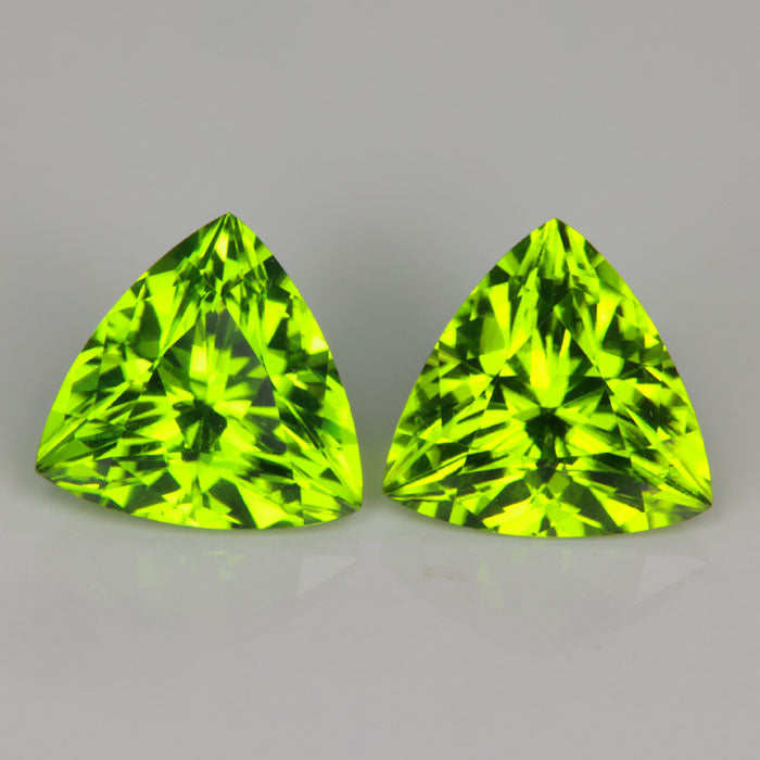 peridot green trilliant cut pair gems