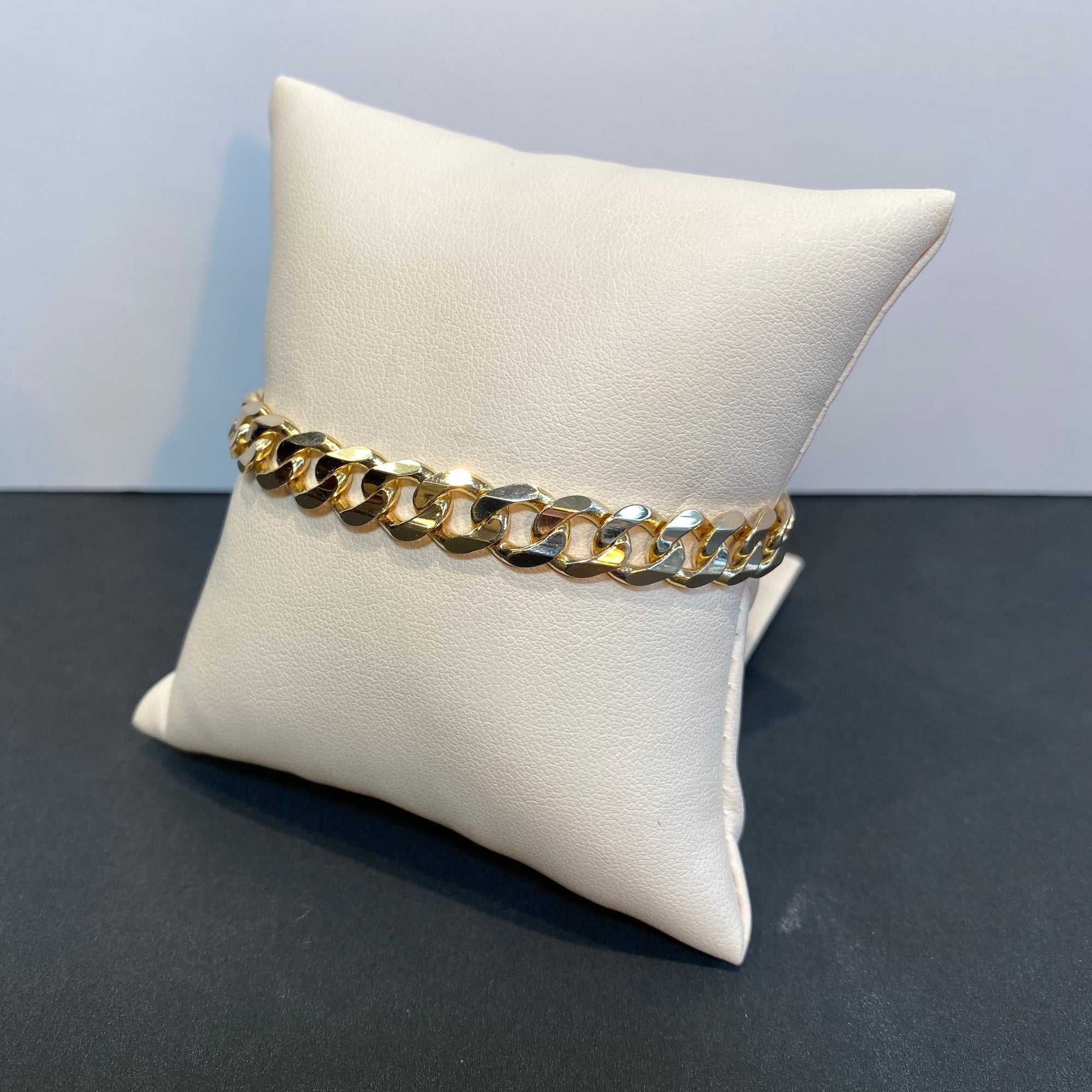 gold curb chain link bracelet