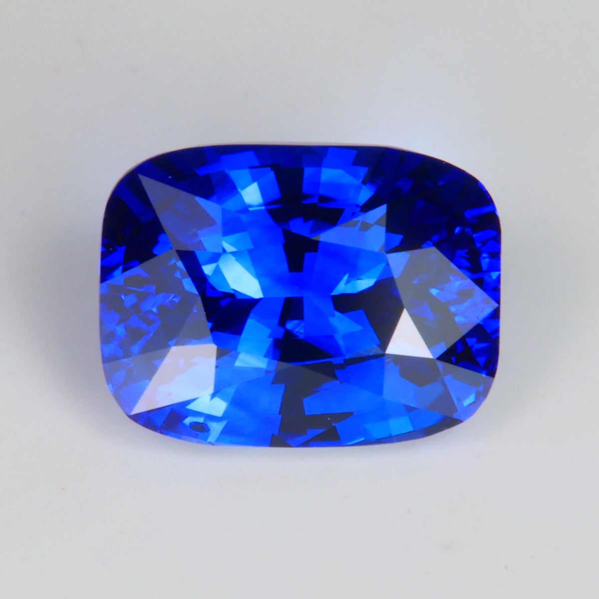 blue color antique cushion cut sapphire