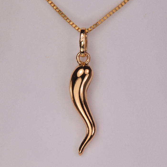 Yellow gold chili pepper pendant