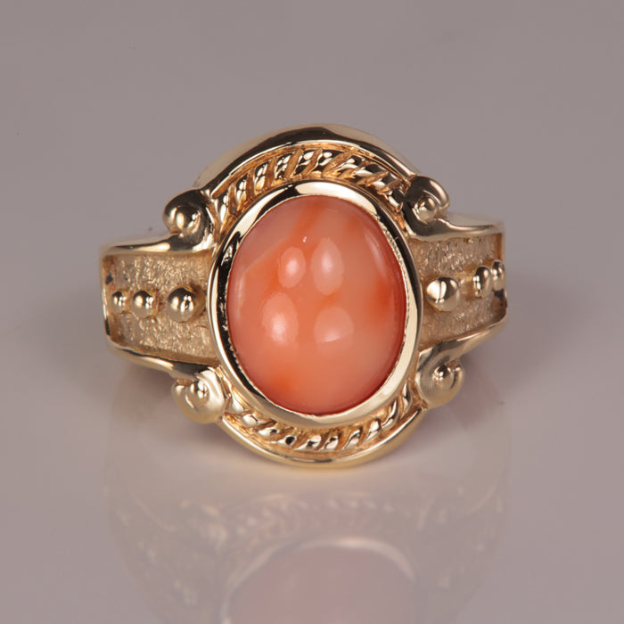 vintage coral and yellow gold estate ring peach pink orange 