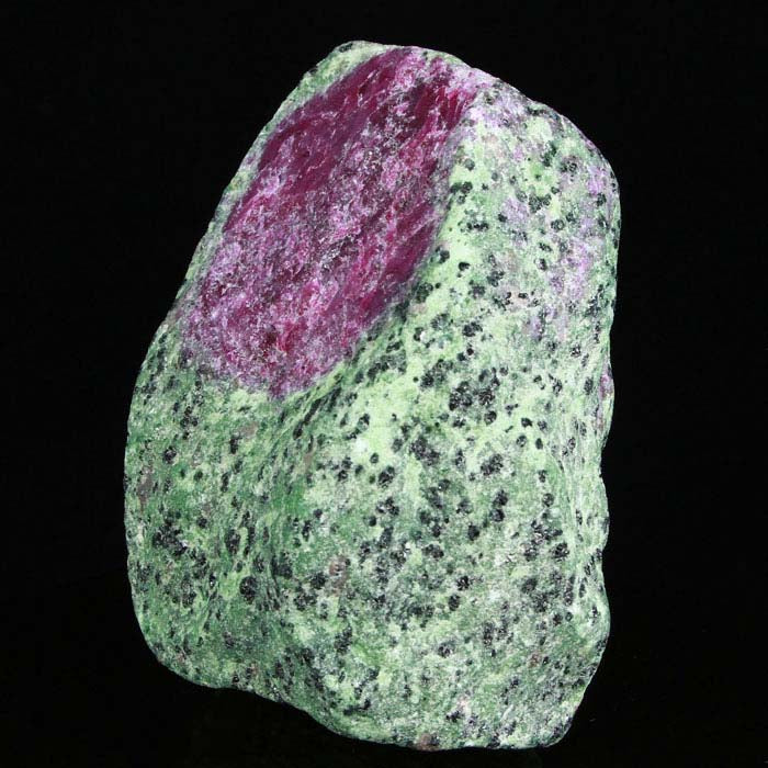 Ruby Crystal in Zoisite 916g
