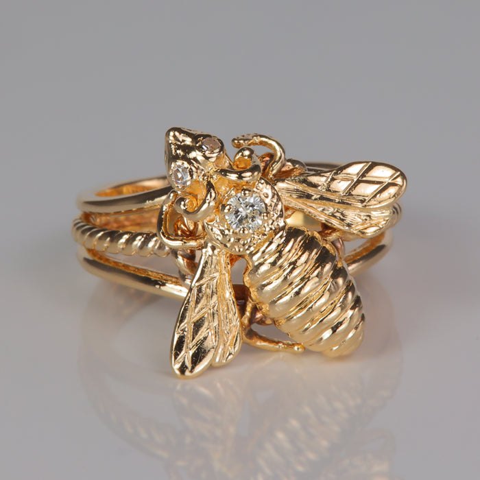 yellow gold estate ring with bee and diamond accents 
