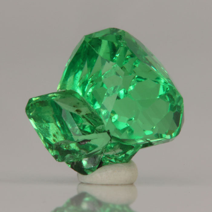 gemmy green tsavorite garnet crystal