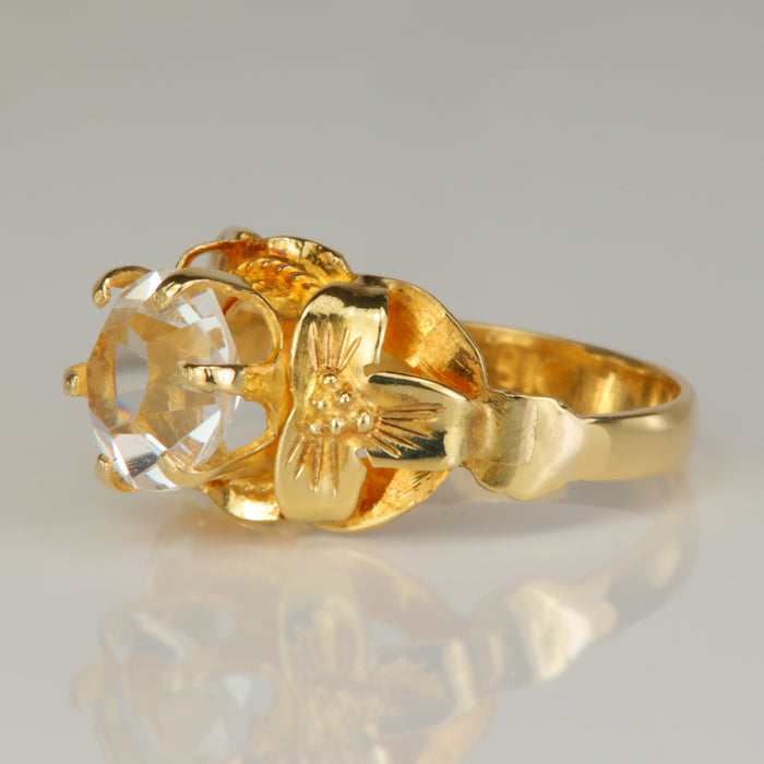 yellow gold glass ring