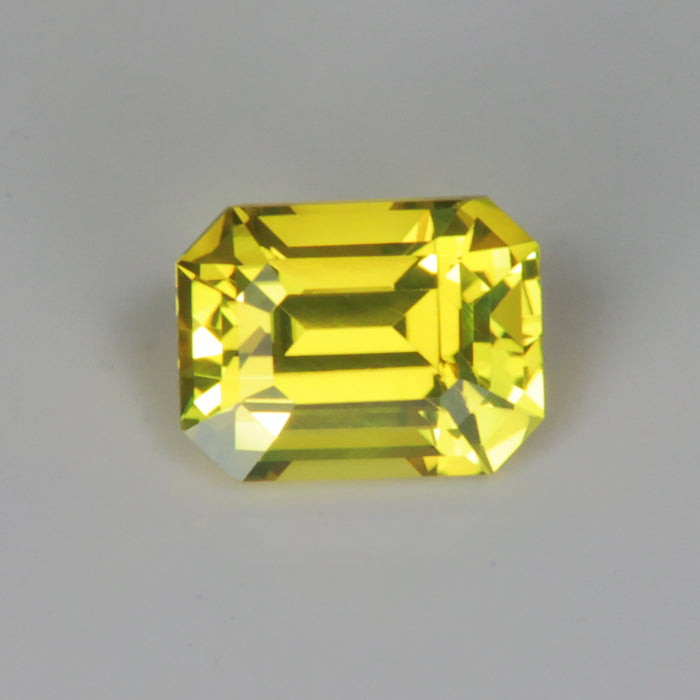 sapphire gemstone green yellow color emerald cut 