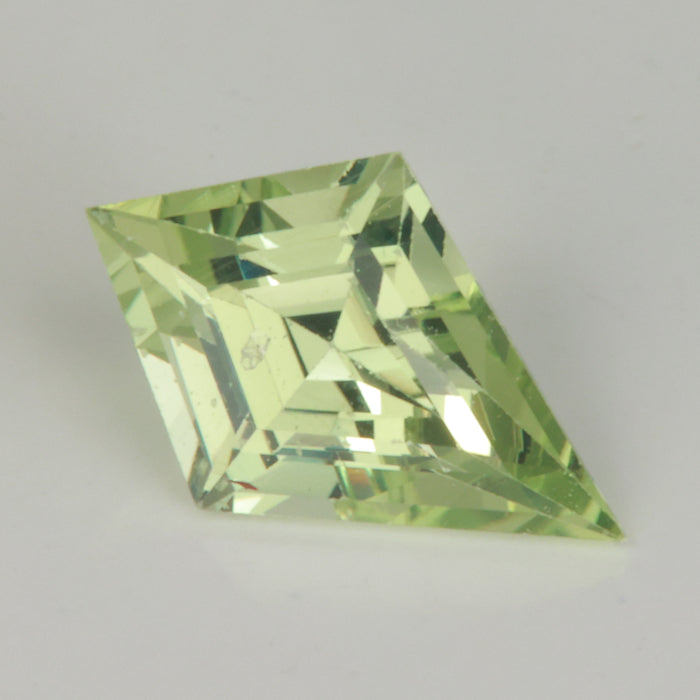 light green color sapphire gemstone 