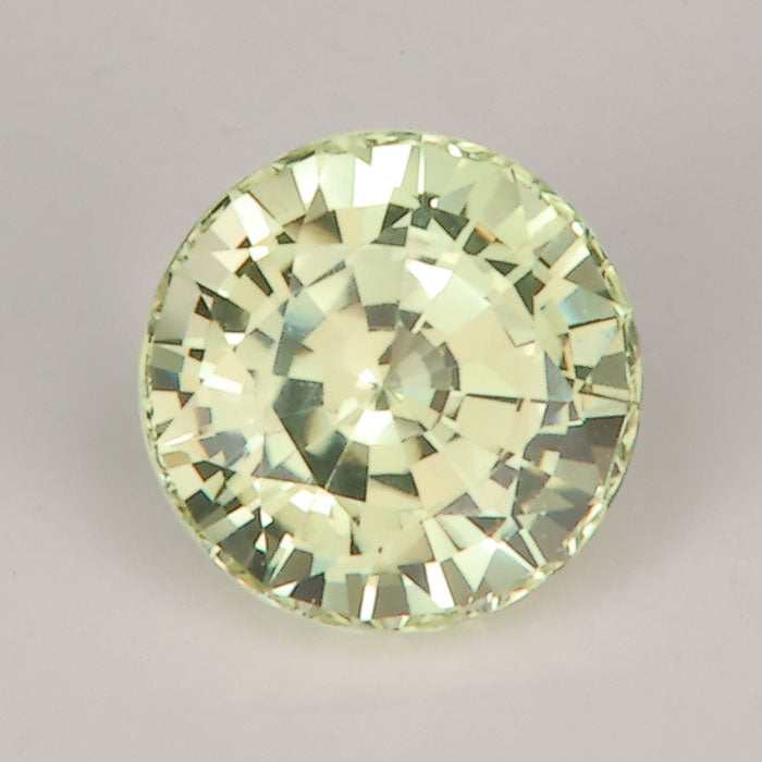 green yellow round brilliant sapphire gemstone from Montana