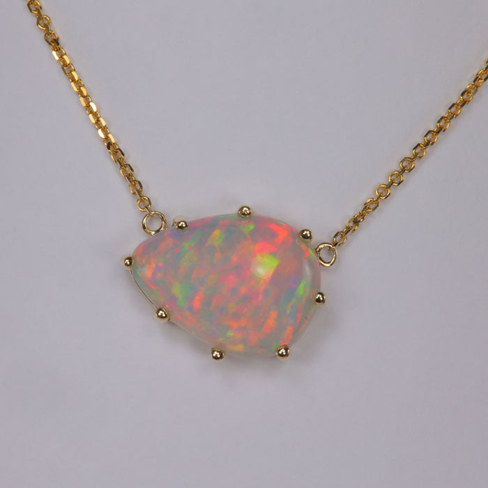 opal necklace yellow gold pear shape color flashes