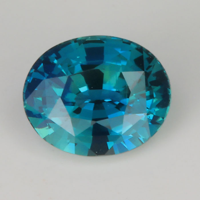 oval cut greenish blue sapphire color shifting gemstone