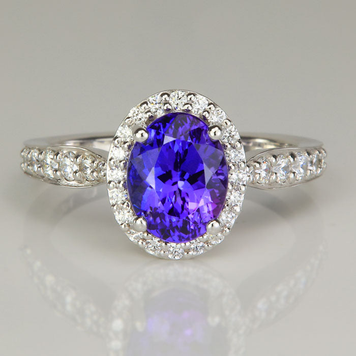 tanzanite and diamond gemstone ring in white gold