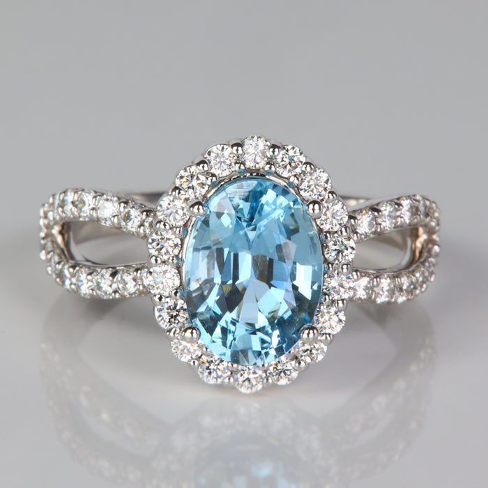 White gold oval cut aquamarine and diamond beautiful ring
