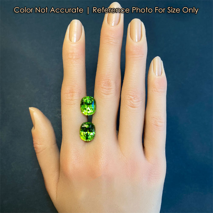 size reference for peridot gems on hand