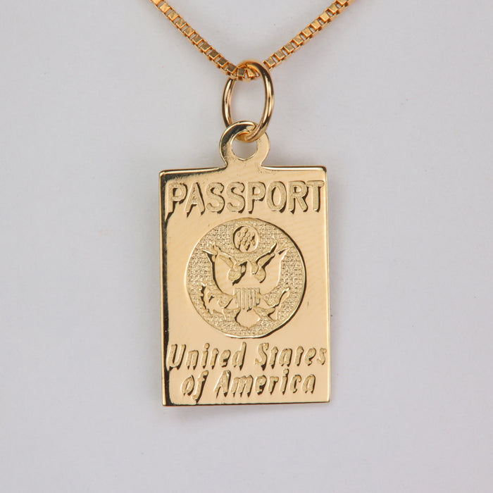 yellow gold USA passport pendant