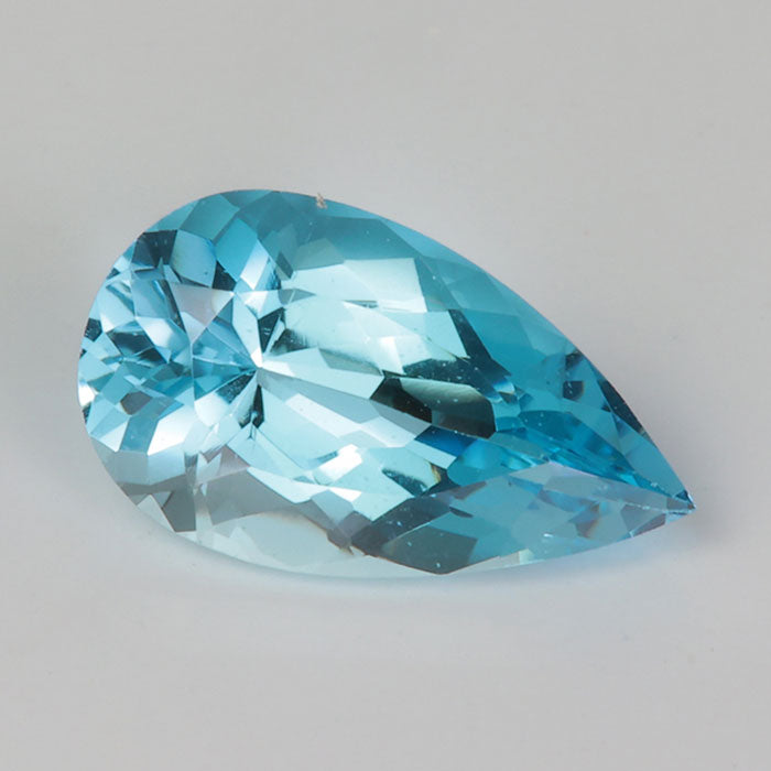 green blue pear shape aquamarine gemstone