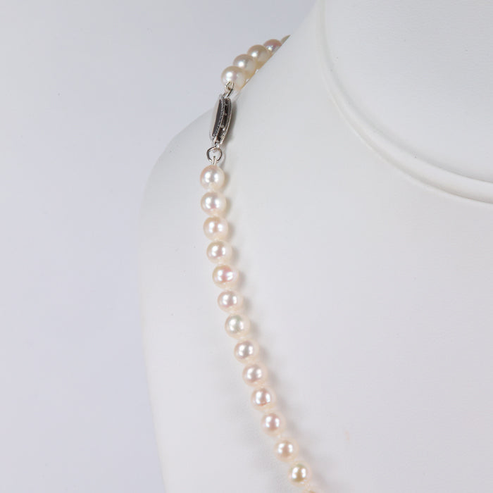 pearl and gold necklace