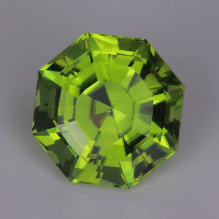gogo peridot gemstone natural green color octagonal cut