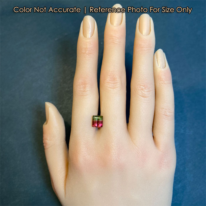 tourmaline gemstone size to a hand