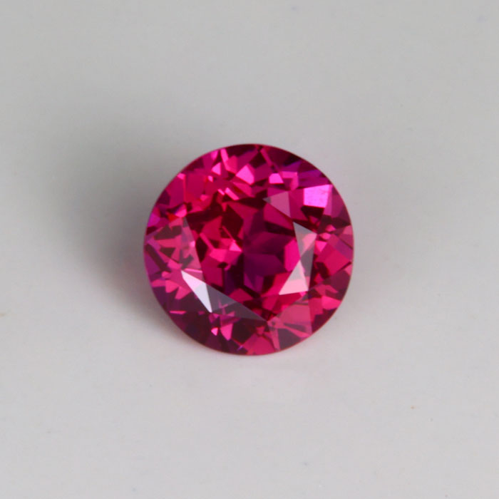 Ruby Rounding violet red ruby round brilliant cut gem