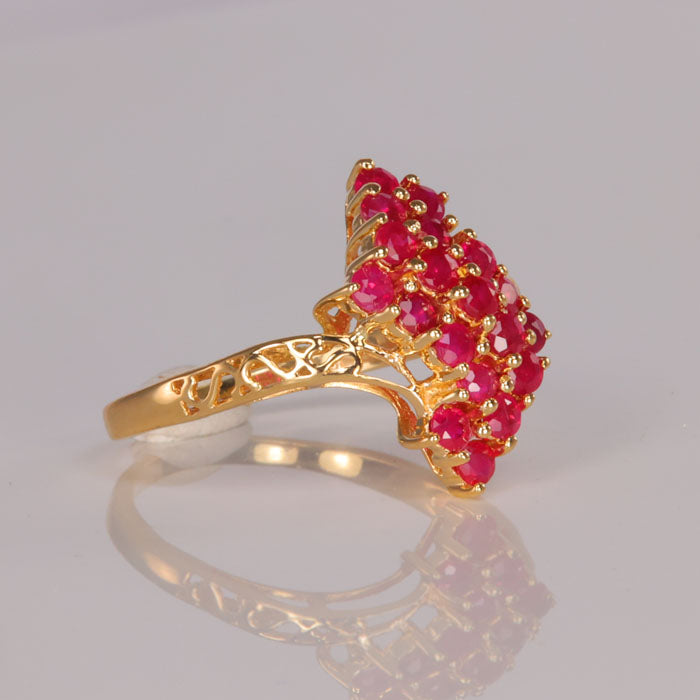 ruby estate ring in yellow gold