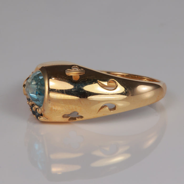 yellow gold estate ring with topaz and sapphire 