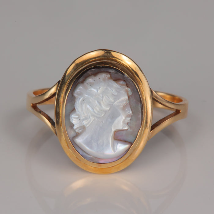 estate yellow gold split shank ring with carved shell cameo