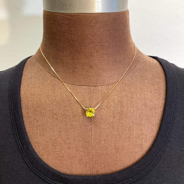 RARE !! 3 SPHENES VERTS JAUNES DE MADAGASCAR : 1,35 CARAT