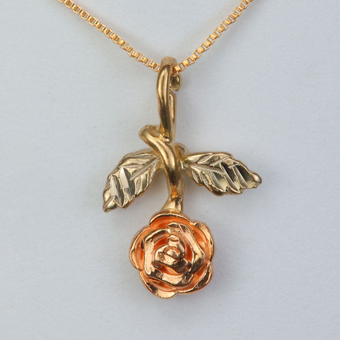 yellow and rose gold rose necklace with box link chain
