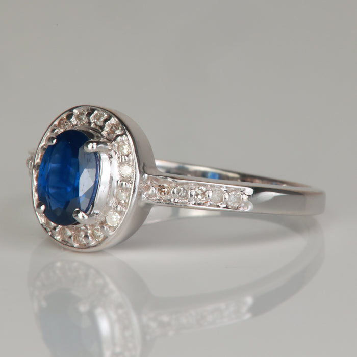 white gold sapphire and diamond ring