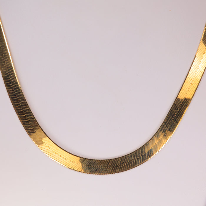 yellow gold herringbone chain wide 