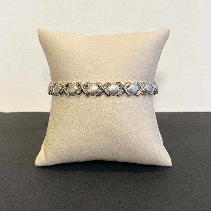 white gold xo bracelet