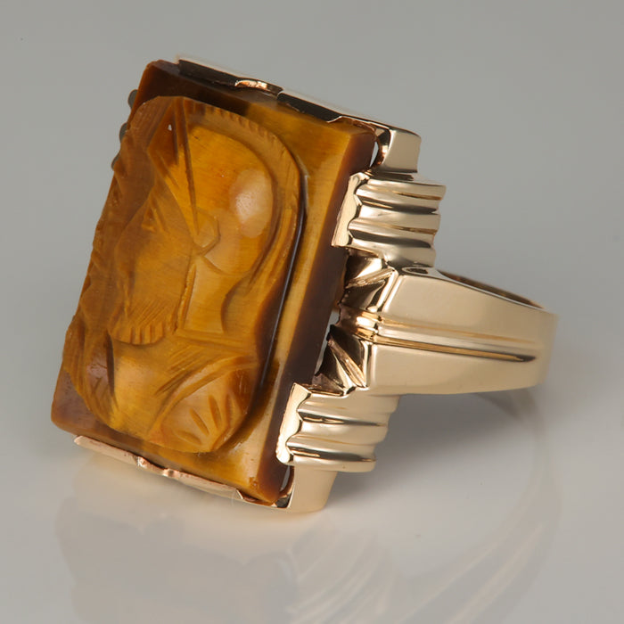 tigers eye ring in yellow gold