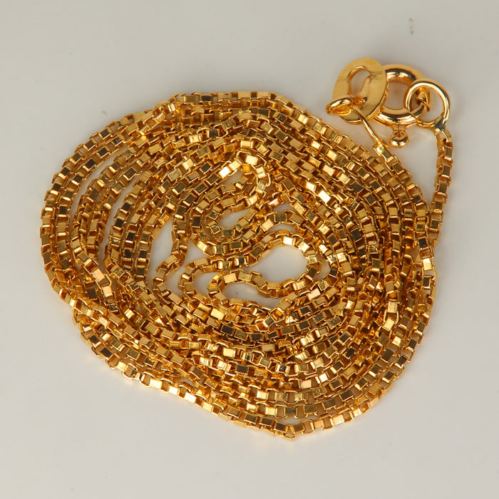 18k yellow gold box link estate chain