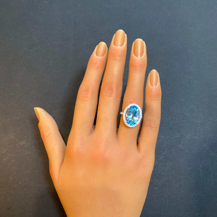 aquamarine and diamond ring white gold