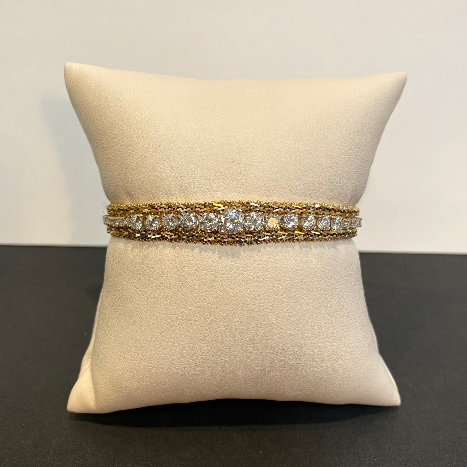 diamond bracelet with foxtail links 