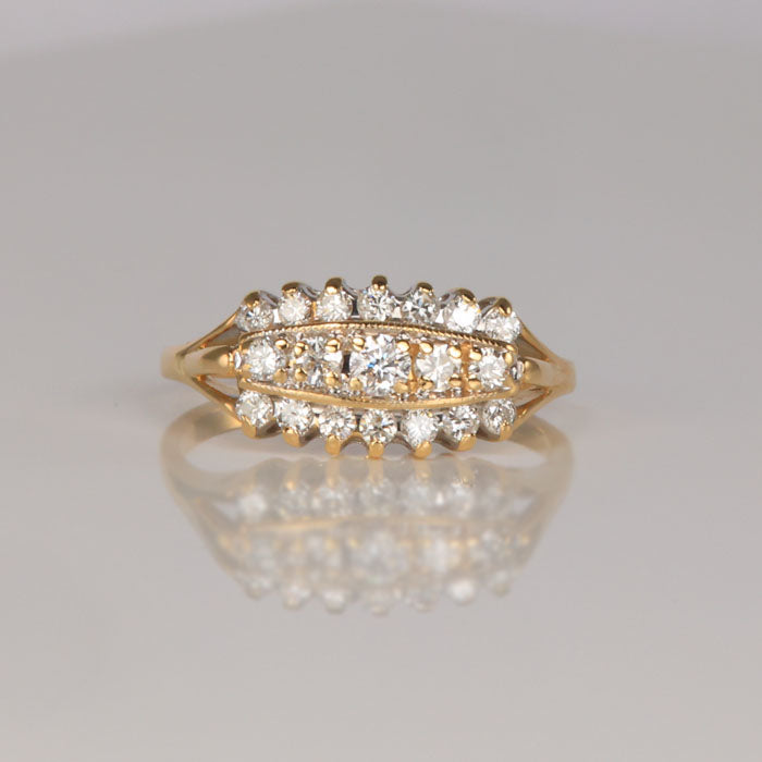 diamond ring in yellow gold 