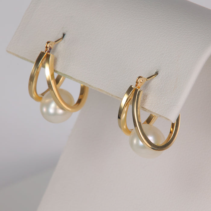 yellow gold estate earrings with freshwater pearls 