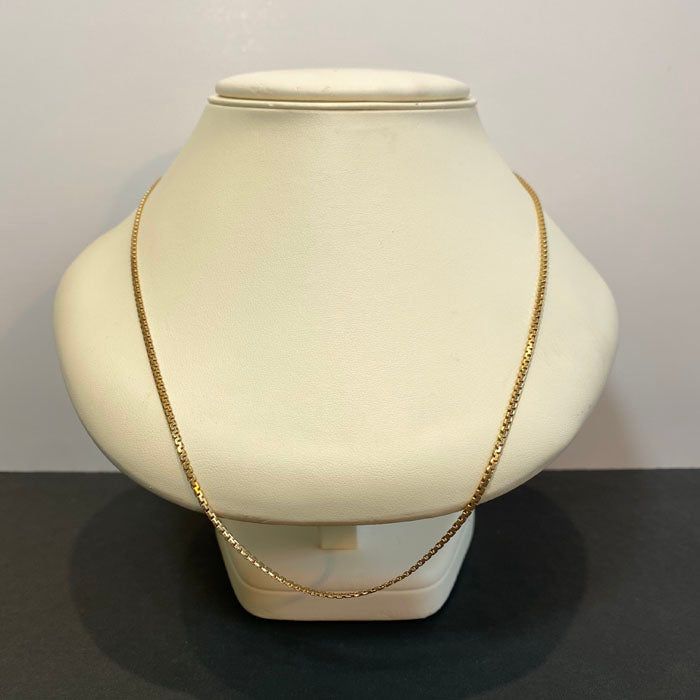 flat box style chain necklace yellow gold