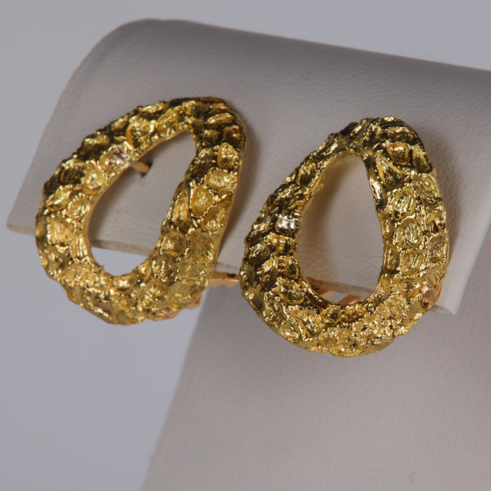 vintage estate lever back textured earrings