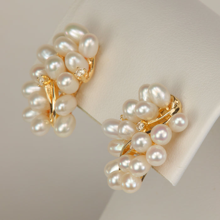 pearl cluster earrings in god with diamonds