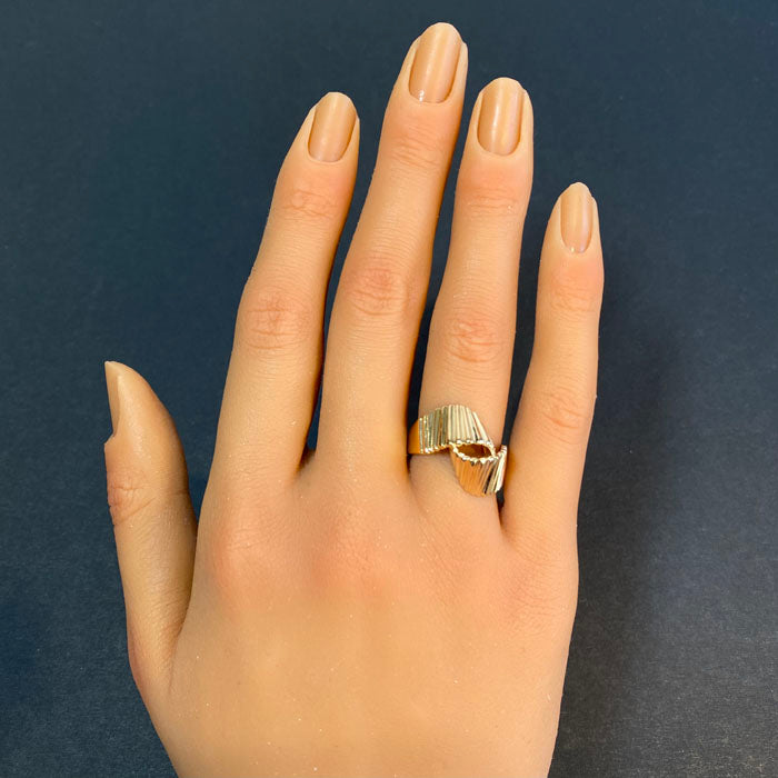 14k twist textured ring