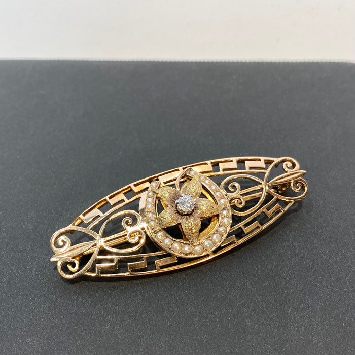 horseshoe pin pearl diamond yellow gold