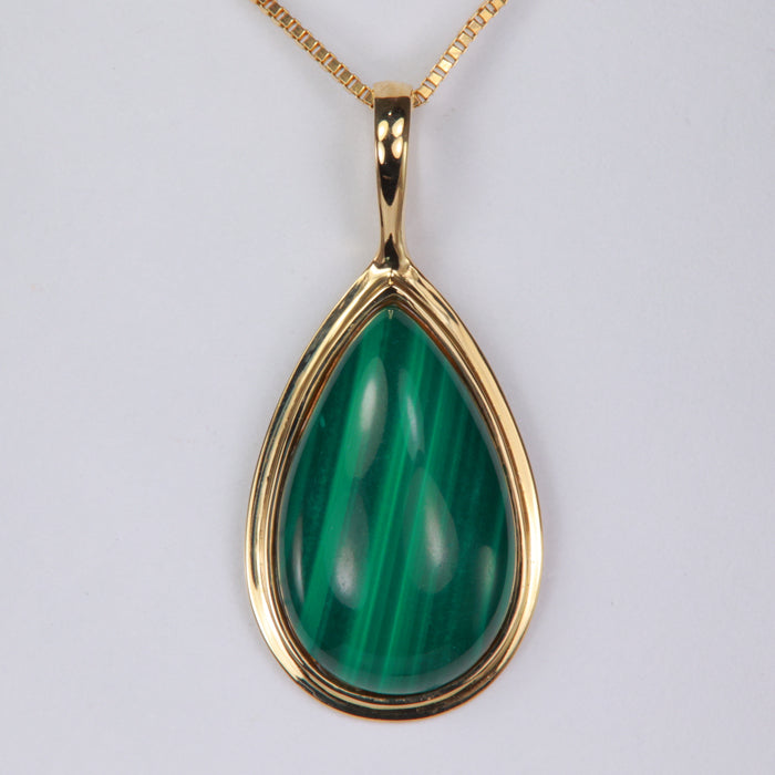 yellow gold pear cabochon cut malachite pendant