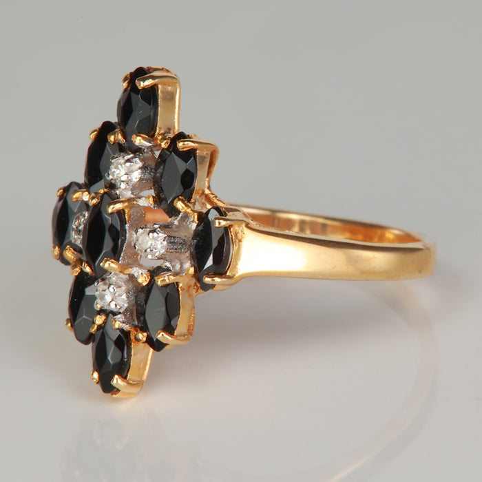 yellow gold estate ring sapphire and diamond