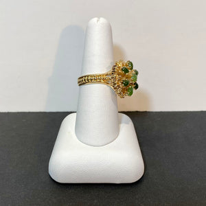 yellow gold ring with nephrite jade flower shape design