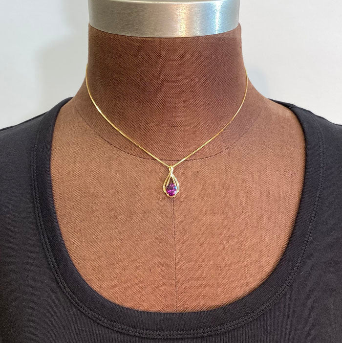 umbalite garnet pendant oval cut yellow gold