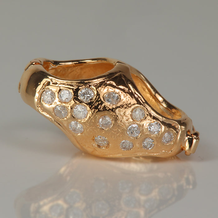 yellow gold pearl shortener with diamond accents 