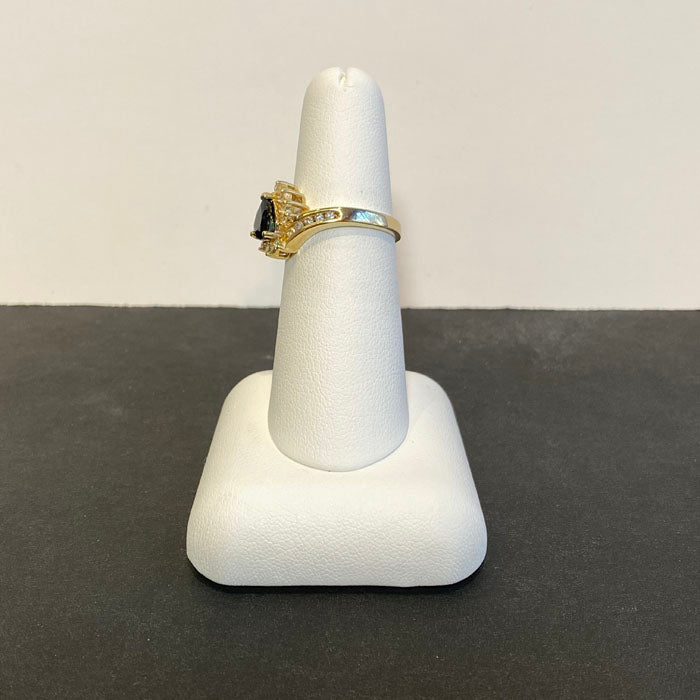 yellow gold with with sapphire and diamond