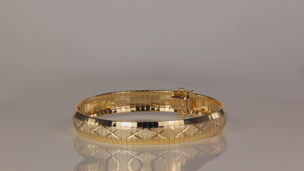 14K Yellow Gold Diamond Cut Omega Bracelet
