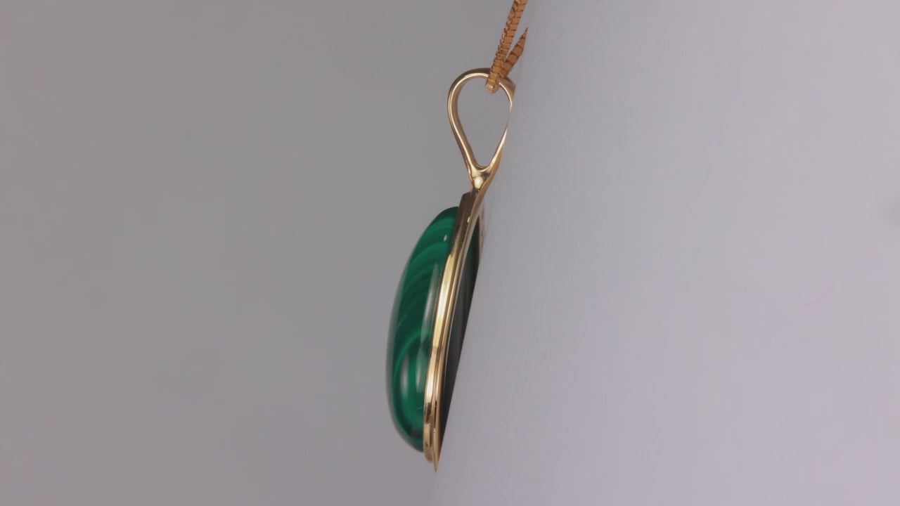 14K Yellow Gold Pear Cabochon Malachite Pendant•